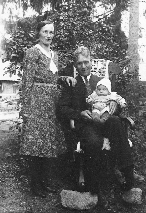 Lempi,Kosti ja Esko vauvana AH WP