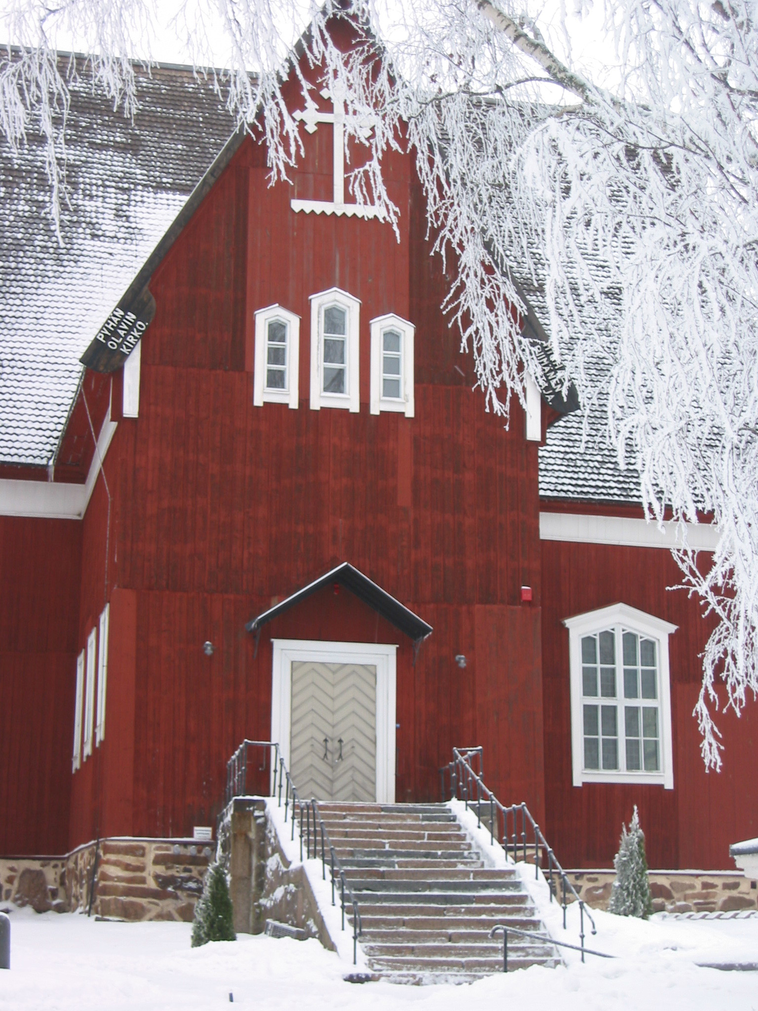 Yläneen kirkko kuvattu 2009